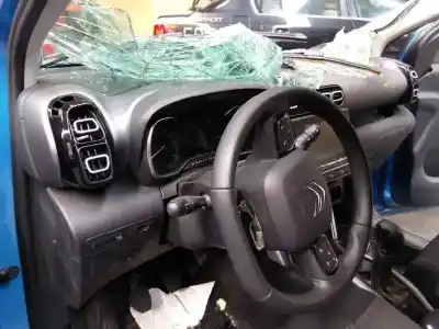 Veículo de Sucata citroen c3 aircross feel do ano 2017 alimentado hn01