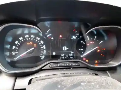 Veículo de Sucata citroen c3 aircross feel do ano 2017 alimentado hn01