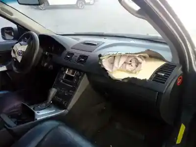 Veículo de Sucata volvo xc90 d5 executive (7 asientos) (136kw) do ano 2006 alimentado d5244t4