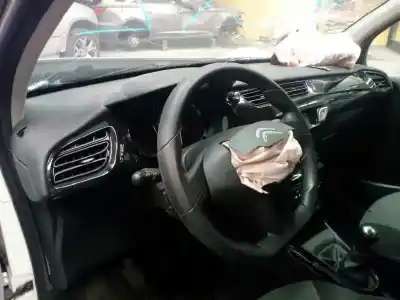 Sloopvoertuig citroen c3 tonic van het jaar 2015 aangedreven zmz