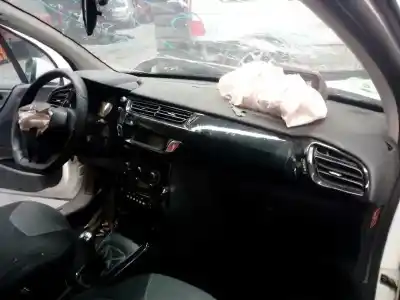 Sloopvoertuig citroen c3 tonic van het jaar 2015 aangedreven zmz