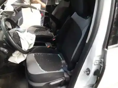 Здавання транспортного засобу citroen c4 grand picasso intensive року 2016 потужний 9hc