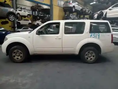 Veículo de Sucata nissan pathfinder (r51) 2.5 dci xe do ano 2007 alimentado yd25ddti