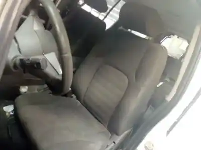 Veículo de Sucata nissan pathfinder (r51) 2.5 dci xe do ano 2007 alimentado yd25ddti