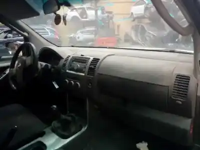 Veículo de Sucata nissan pathfinder (r51) 2.5 dci xe do ano 2007 alimentado yd25ddti