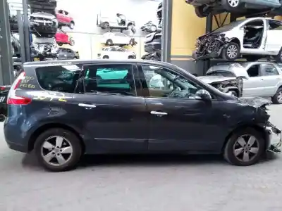 Утилизация автомобиля RENAULT SCENIC II Dynamique года 2011 питание F9Q870
