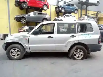 Здавання транспортного засобу mitsubishi montero (v60/v70) 3.2 di-d avance року 2001 потужний 4m41