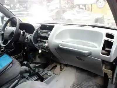 Verschrottungsfahrzeug ford maverick (nl) gls des jahres 1996 angetrieben td27e