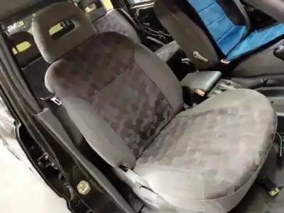 Verschrottungsfahrzeug ford maverick (nl) gls des jahres 1996 angetrieben td27e