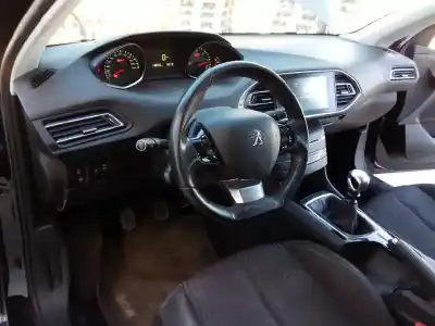 Veículo de Sucata peugeot 308 sw active do ano 2013 alimentado 9hc