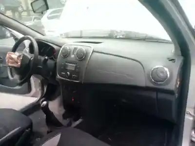 Scrapping Vehicle dacia sandero stepway of the year 2017 powered k9k612