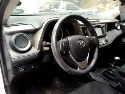 Veicolo di demolizione toyota rav 4 advance dell'anno 2014 alimentato 1adftv
