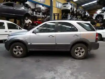 Veicolo di demolizione kia                                                sorento                                                                                                                                                                                                                                                    2.5 crdi ex                                                                                                                                                                                                                                                dell'anno 2004 alimentato d4cb