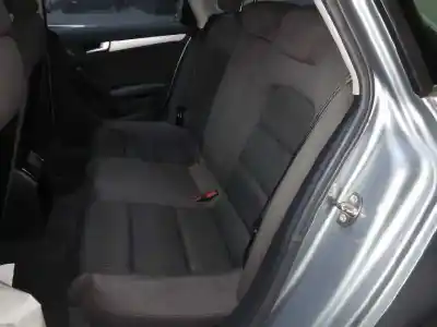 Veicolo di demolizione audi a4 berlina (b8) básico dell'anno 2009 alimentato caga