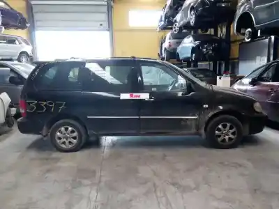 Vehicul casat KIA CARNIVAL TD LS al anului 2003 alimentat P76U