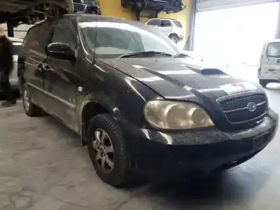 Vehicul casat kia carnival td ls al anului 2003 alimentat p76u