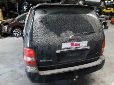 Vehicul casat kia carnival td ls al anului 2003 alimentat p76u