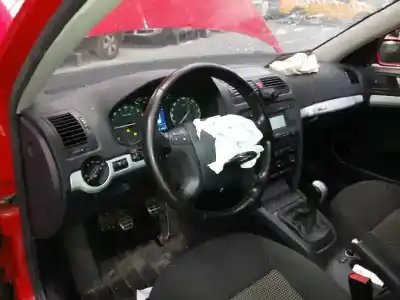 Scrapping Vehicle skoda octavia combi (1z5) scout 4x4 of the year 2007 powered bmm