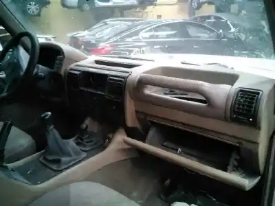 Здавання транспортного засобу land rover discovery (salljg/lj) tdi року 1990 потужний d-21l