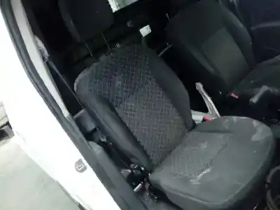 Veicolo di demolizione renault kangoo expression dell'anno 2012 alimentato k9k808