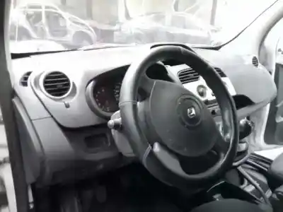 Veicolo di demolizione renault kangoo expression dell'anno 2012 alimentato k9k808