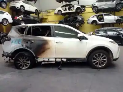 Veículo de Sucata toyota rav 4 advance do ano 2016 alimentado 2ww