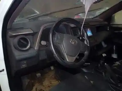 Veículo de Sucata toyota rav 4 advance do ano 2016 alimentado 2ww