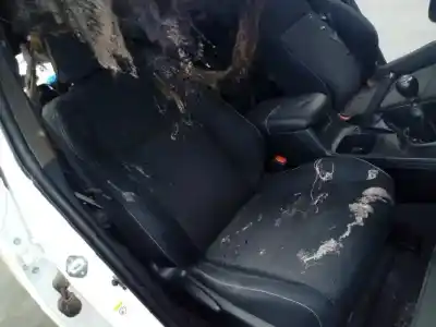 Veículo de Sucata toyota rav 4 advance do ano 2016 alimentado 2ww