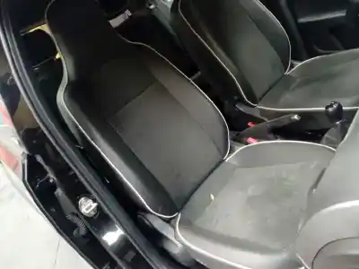 Veículo de Sucata seat mii (kf1) reference do ano 2012 alimentado chyb