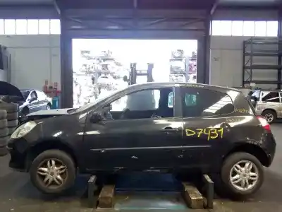 Vehicul casat renault clio iii authentique al anului 2007 alimentat k9k768