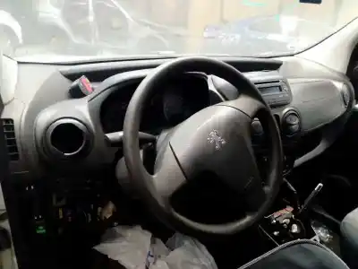 Veículo de Sucata peugeot bipper básico do ano 2010 alimentado 199a9000