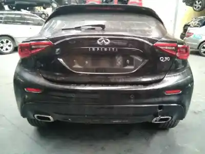 Veículo de Sucata infiniti q30 2.2d premium 170 cv / 125 kw do ano 2016 alimentado 651930