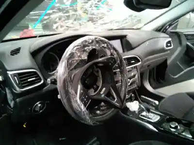 Veículo de Sucata infiniti q30 2.2d premium 170 cv / 125 kw do ano 2016 alimentado 651930