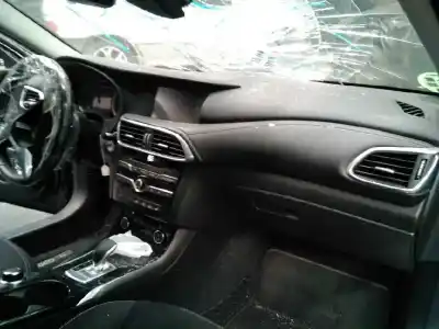 Veículo de Sucata infiniti q30 2.2d premium 170 cv / 125 kw do ano 2016 alimentado 651930