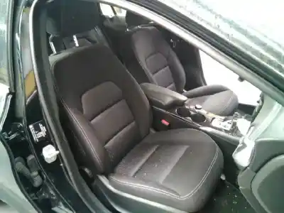 Veículo de Sucata infiniti q30 2.2d premium 170 cv / 125 kw do ano 2016 alimentado 651930