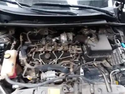 Vehicul casat toyota rav 4 advance al anului 2014 alimentat 1adftv