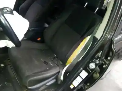 Vehicul casat toyota rav 4 advance al anului 2014 alimentat 1adftv