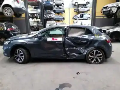 Veículo de Sucata renault megane iv berlina 5p zen do ano 2017 alimentado r9m