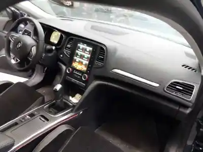 Veículo de Sucata renault megane iv berlina 5p zen do ano 2017 alimentado r9m