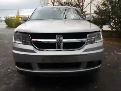 Veículo de Sucata dodge journey sxt do ano 2009 alimentado ece