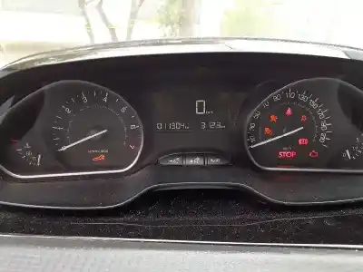 Veicolo di demolizione peugeot 2008 (--.2013->) allure dell'anno 2019 alimentato hmr