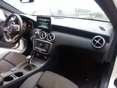 Утилизация автомобиля mercedes-benz clase a (w176) a 180 blueefficiency (176.042) года 2017 питание 270910
