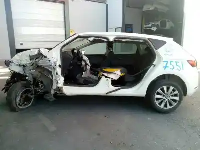 Здавання транспортного засобу seat leon (5f1) style року 2017 потужний ddya Здавання транспортного засобу seat leon (5f1) style року 2017 потужний ddya