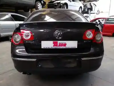Veículo de Sucata volkswagen passat berlina (3c2) advance do ano 2007 alimentado bkp