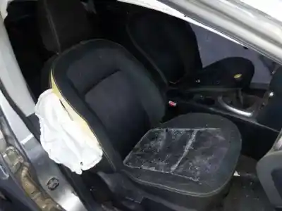 Veicolo di demolizione nissan qashqai (j10) acenta dell'anno 2013 alimentato k9k