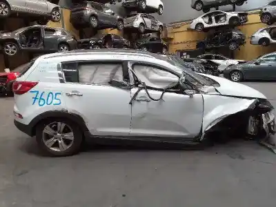 Scrapping Vehicle kia sportage concept 4x2 of the year 2013 powered d4fd