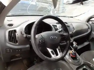 Scrapping Vehicle kia sportage concept 4x2 of the year 2013 powered d4fd