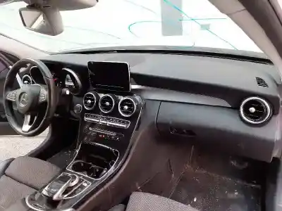 Veículo de Sucata mercedes                                           clase c (w205) lim.                                                                                                                                                                                                                                        c 220 cdi bluetec (205.004)                                                                                                                                                                                                                                do ano 2013 alimentado 651921