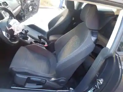 Veículo de Sucata volkswagen scirocco (137) 1.4 tsi (90kw) do ano 2010 alimentado cax