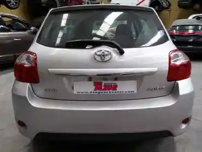 Véhicule à la ferraille toyota auris active de l'année 2010 alimenté 1ndtv